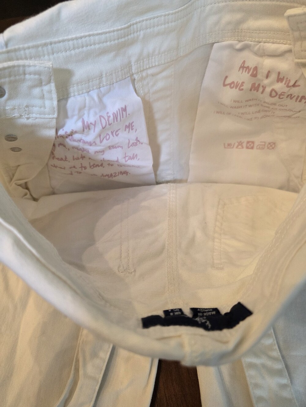BODEN Girlfriend Dungarees IVORY Denim Size 4 Overalls Ankle Preppy Classic - Picture 10 of 13